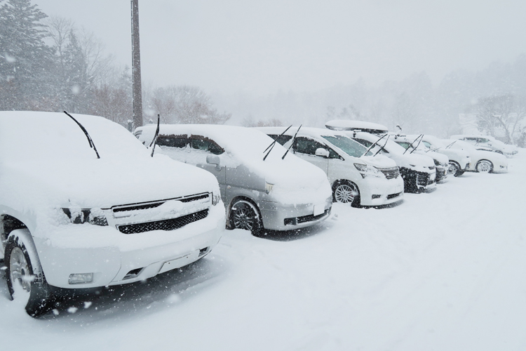降雪時の駐車イメージ